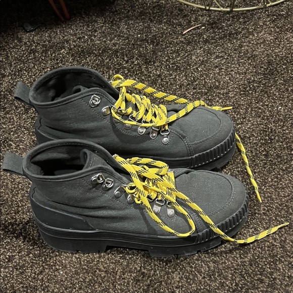 Mango Shoes - Mango lug shoes